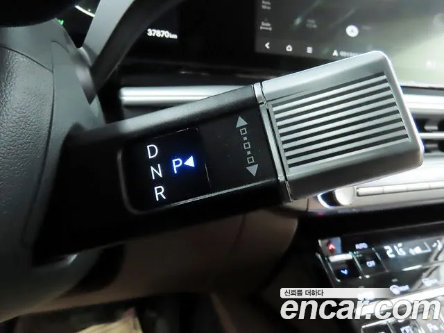 Hyundai Grandeur GN7 — Фото автомобиля 9
