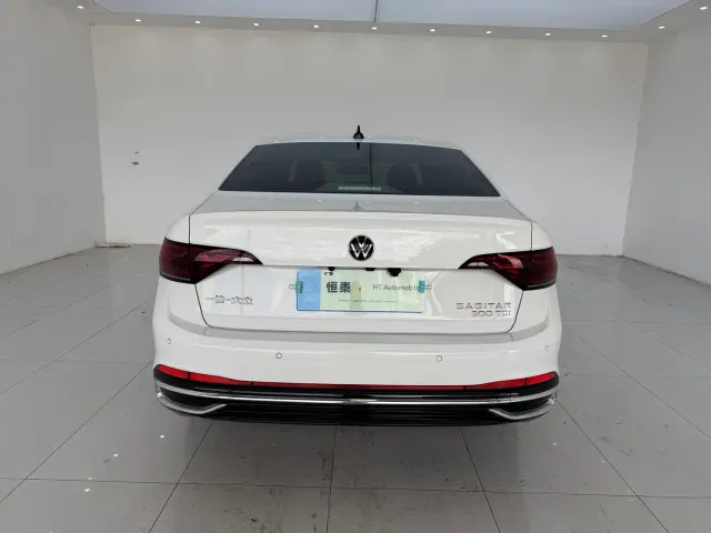 Volkswagen Sagitar — Фото автомобиля 9
