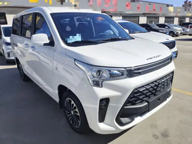 DFSK Fengguang 380 — Фото автомобиля 3