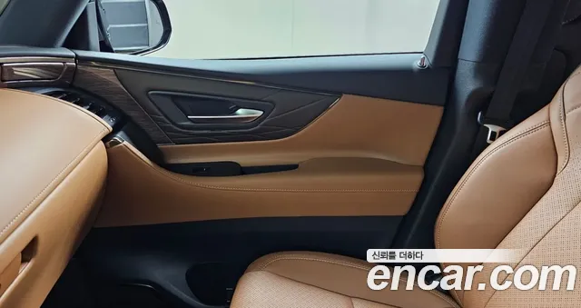 Toyota Alphard — Фото автомобиля 11