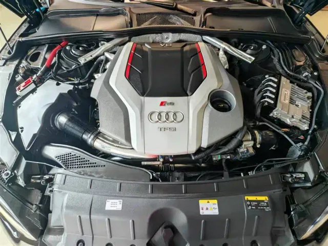 Audi RS 5 — Фото автомобиля 24