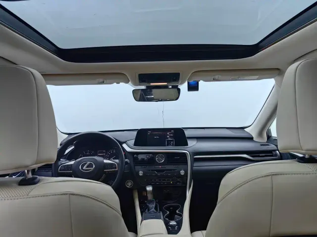 Lexus RX — Фото автомобиля 5