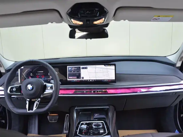 BMW 7 Series — Фото автомобиля 14
