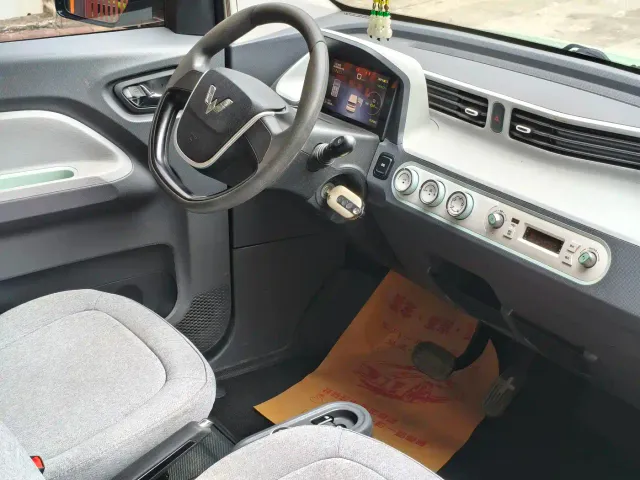 Wuling Hongguang Mini EV — Фото автомобиля 9