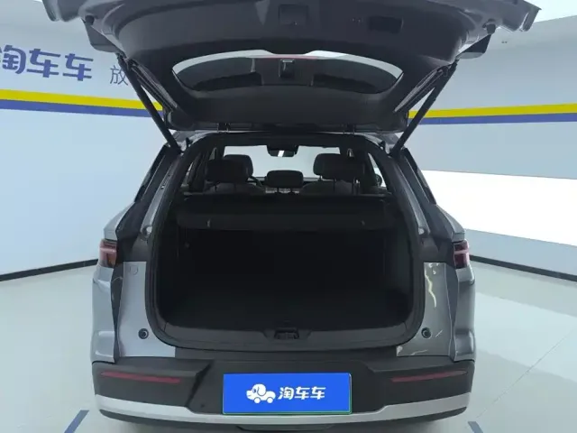 BYD Song Pro New Energy 2025 2nd Generation Smart Driving Edition DM-i 115KM Excellence Type — Фото автомобиля 4