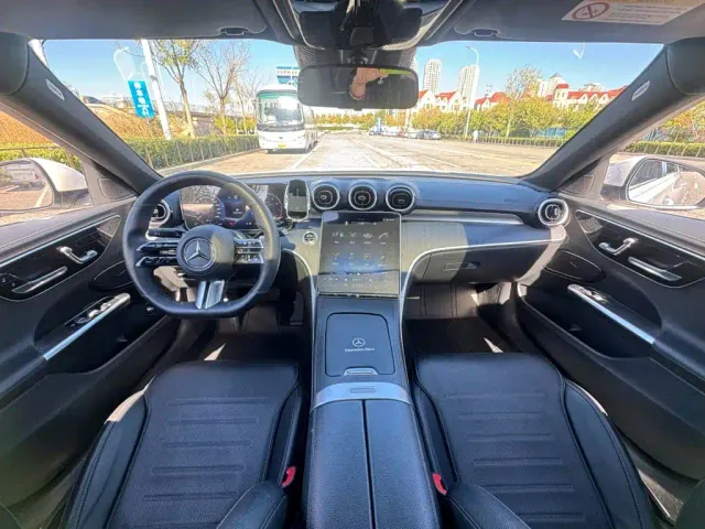Mercedes-Benz C-Class — Фото автомобиля 4