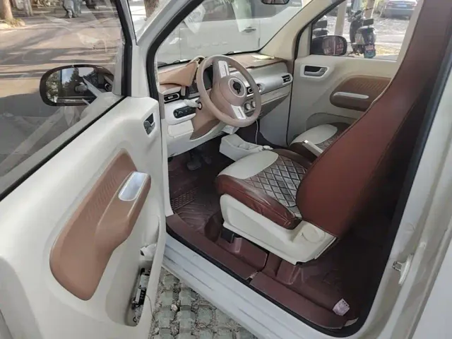 Wuling Hongguang Mini EV — Фото автомобиля 15