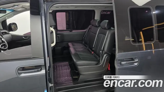 Hyundai Staria Staria Tourer 11 мест — Фото автомобиля 12