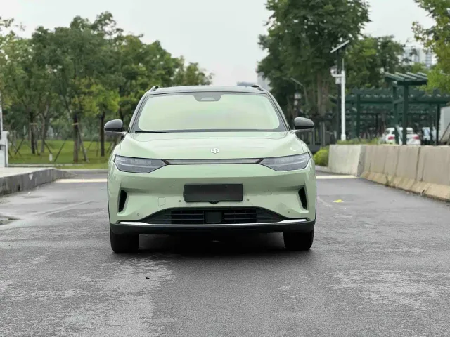Leapmotor C11 — Фото автомобиля 2