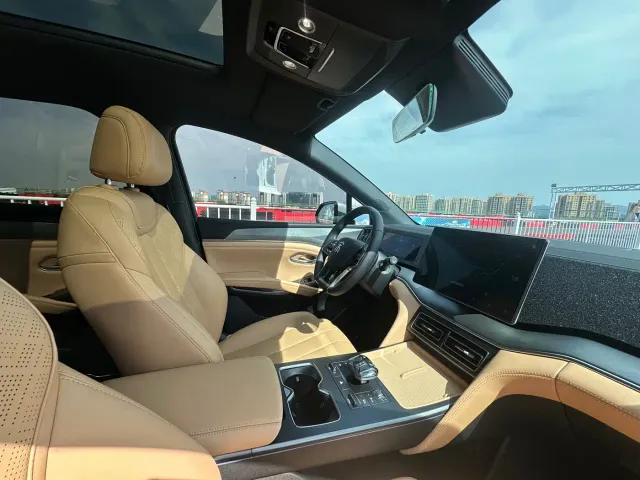 BYD Song L DM-i — Фото автомобиля 15
