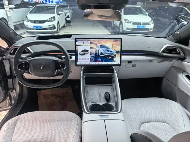 Arcfox Alpha S5 — Фото автомобиля 9