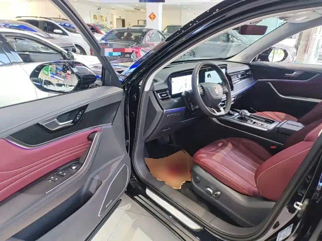 Hongqi HS5 — Фото автомобиля 15