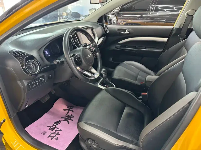 Kia KX1 — Фото автомобиля 8