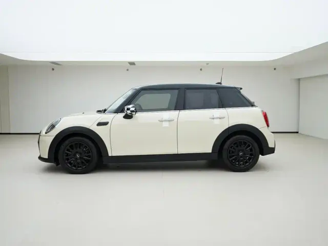 MINI Hatch — Фото автомобиля 3