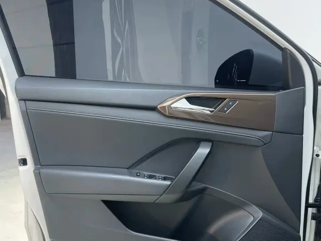 Volkswagen Tharu — Фото автомобиля 22