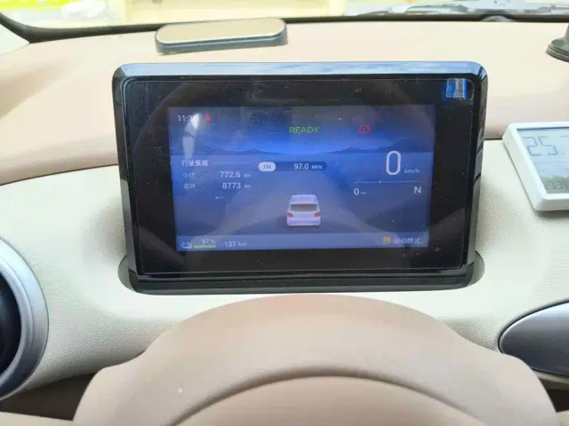 Wuling Hongguang Mini EV — Фото автомобиля 4