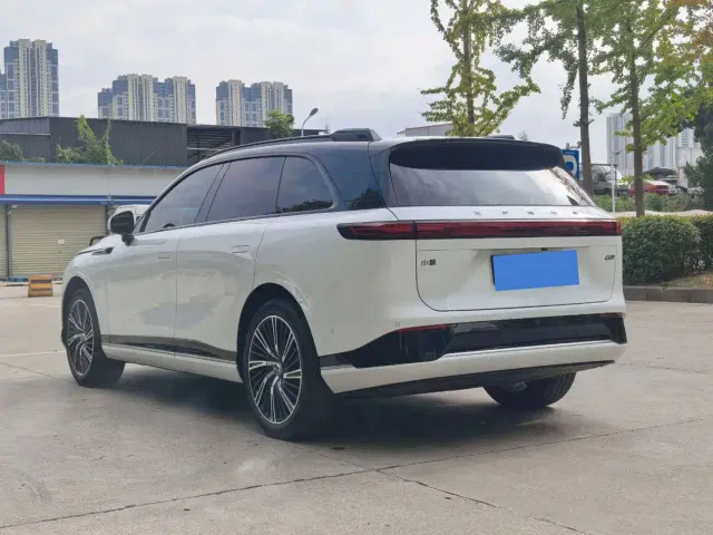 Xpeng G9 — Фото автомобиля 7