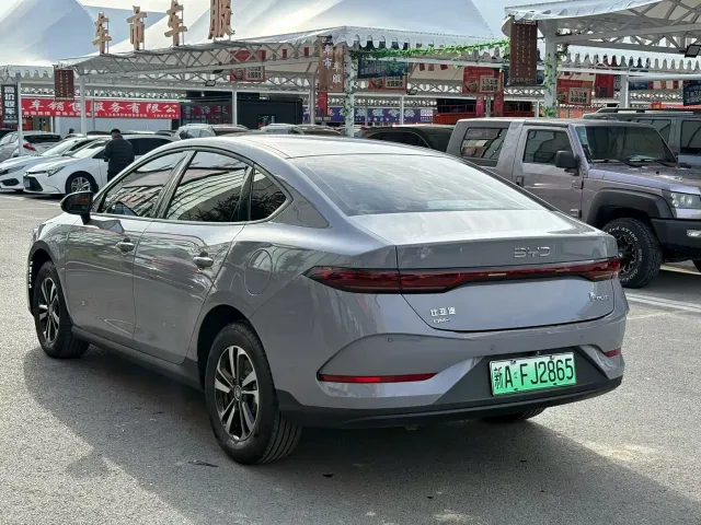 BYD Qin PLUS — Фото автомобиля 9
