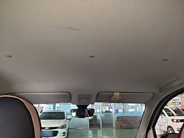 Wuling Hongguang Mini EV — Фото автомобиля 17