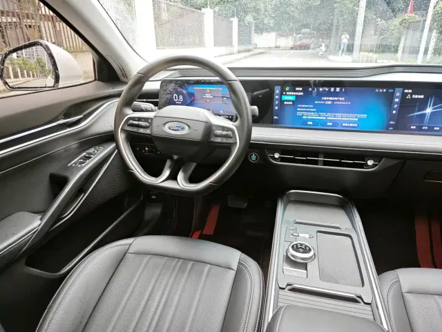 Ford Mondeo — Фото автомобиля 20