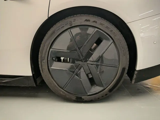 Xpeng P7 — Фото автомобиля 16