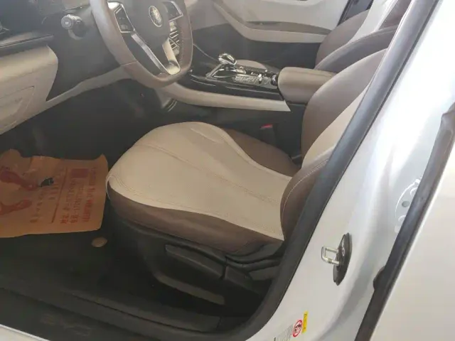 BYD Qin PLUS — Фото автомобиля 9