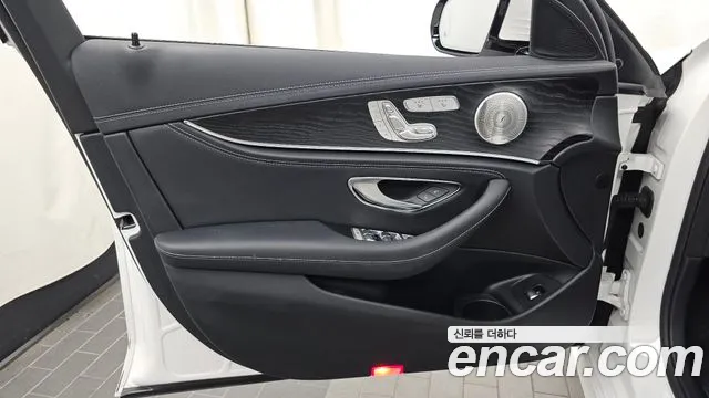 Mercedes-Benz E-Class W213 — Фото автомобиля 13