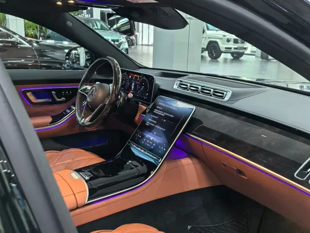Mercedes-Benz Maybach S-Class — Фото автомобиля 23