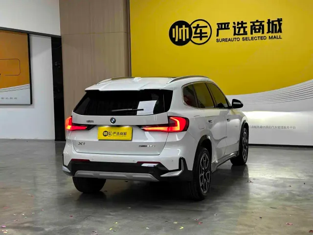 BMW X1 — Фото автомобиля 7