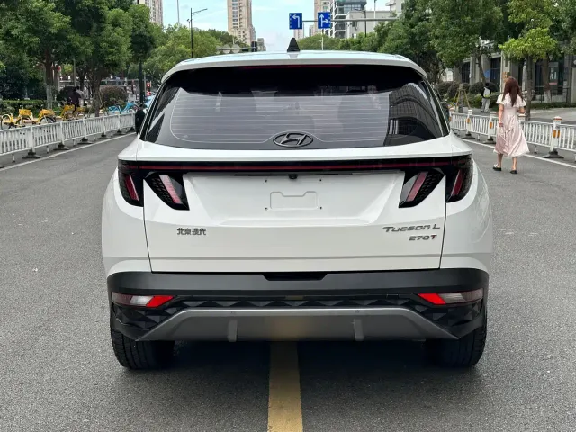 Hyundai Tucson — Фото автомобиля 8