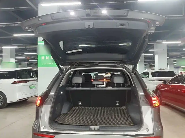 Geely Galaxy E5 — Фото автомобиля 18