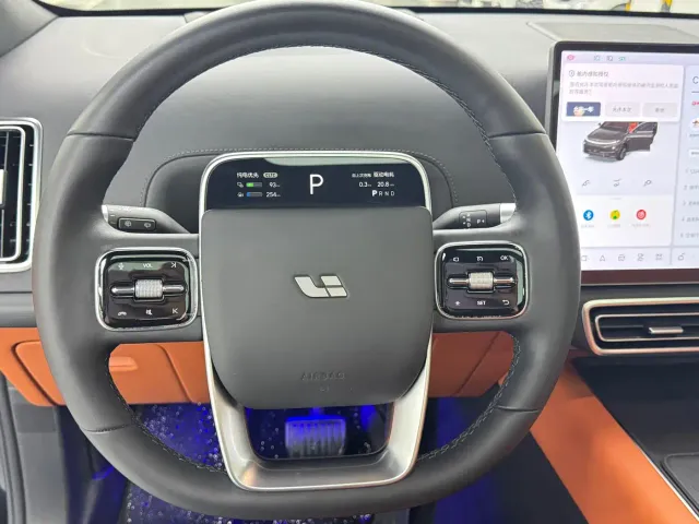 Li Auto L7 — Фото автомобиля 5