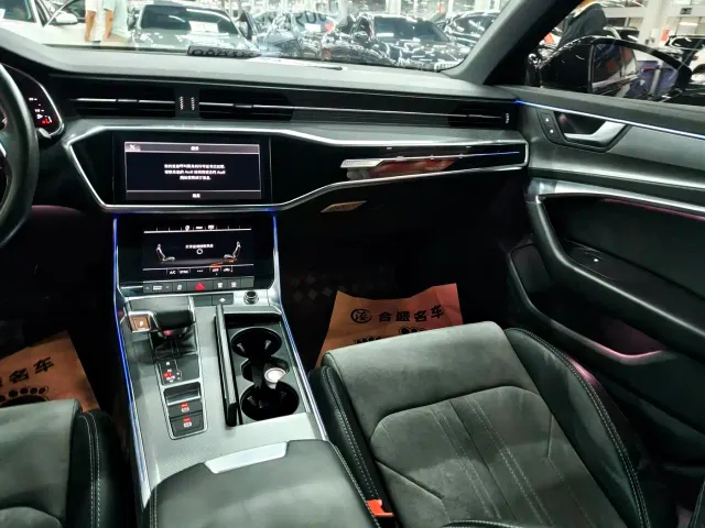 Audi A6L — Фото автомобиля 14