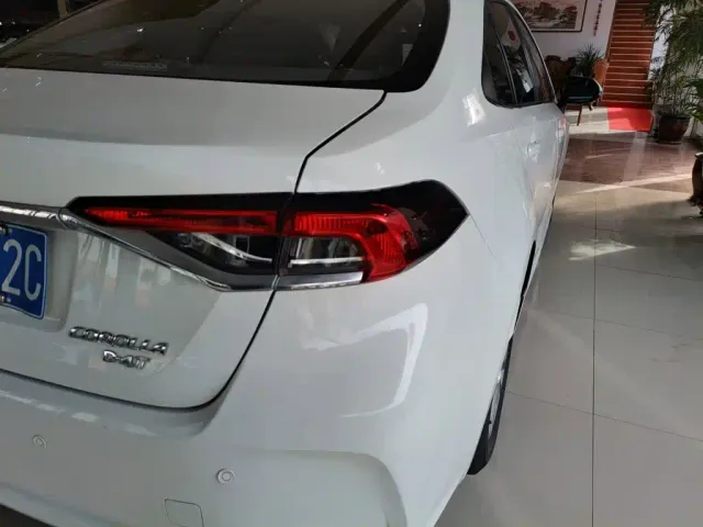 Toyota Corolla — Фото автомобиля 23