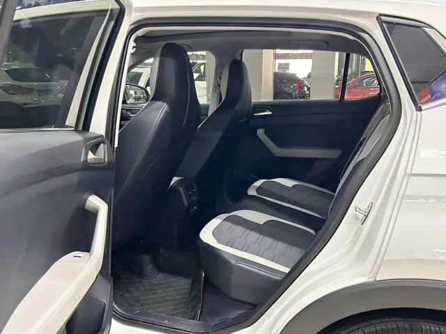 Volkswagen Tharu — Фото автомобиля 10