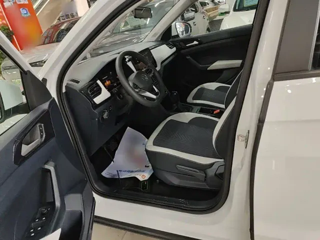 Volkswagen Tharu — Фото автомобиля 14