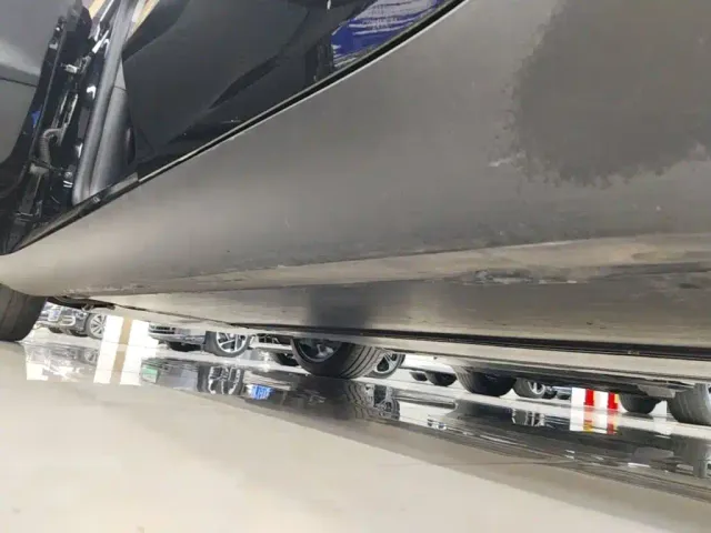Tesla Model Y — Фото автомобиля 21