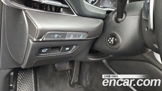 Genesis GV80 — Фото автомобиля 27
