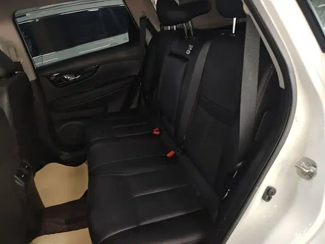 Nissan X-Trail — Фото автомобиля 16