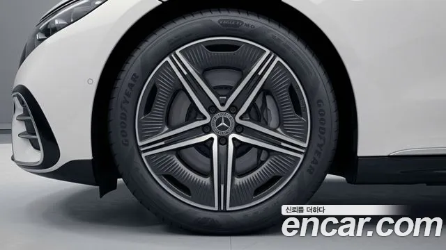 Mercedes-Benz EQS — Фото автомобиля 5