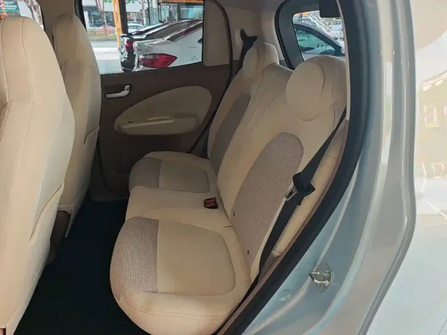 Wuling Hongguang Mini EV — Фото автомобиля 16