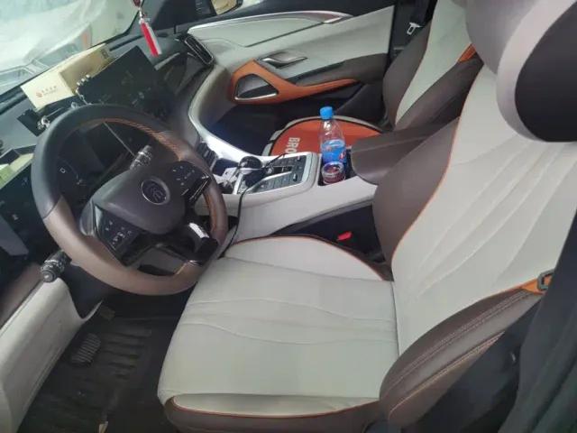 BYD Song Pro — Фото автомобиля 11