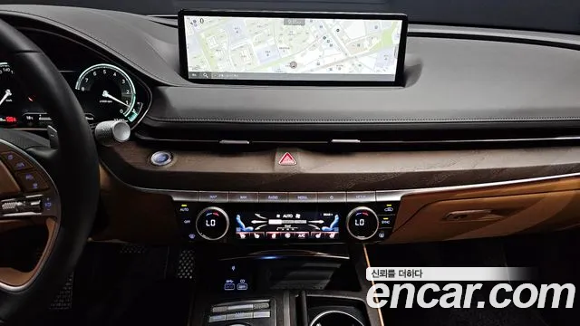 Genesis G80 Бензин 2.5 турбо AWD — Фото автомобиля 13