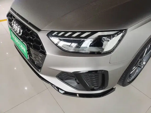 Audi A4L — Фото автомобиля 23