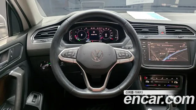 Volkswagen Tiguan — Фото автомобиля 13