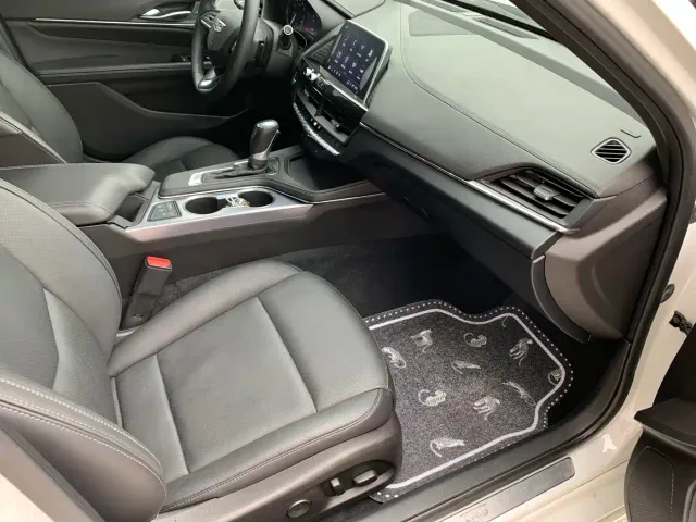 Cadillac CT4 — Фото автомобиля 16