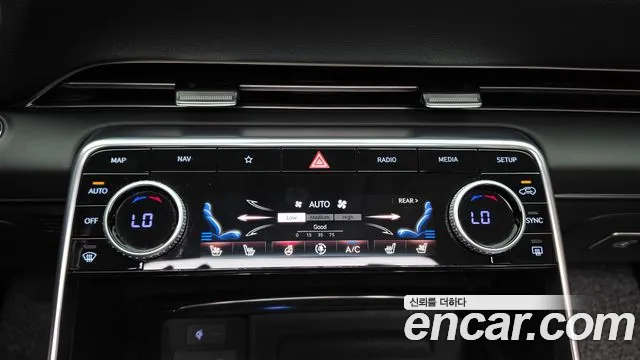 Genesis GV80 — Фото автомобиля 24