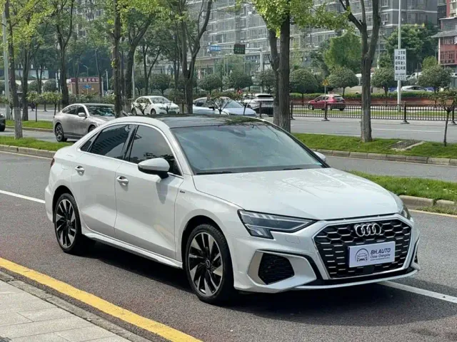 Audi A3 — Фото автомобиля 3