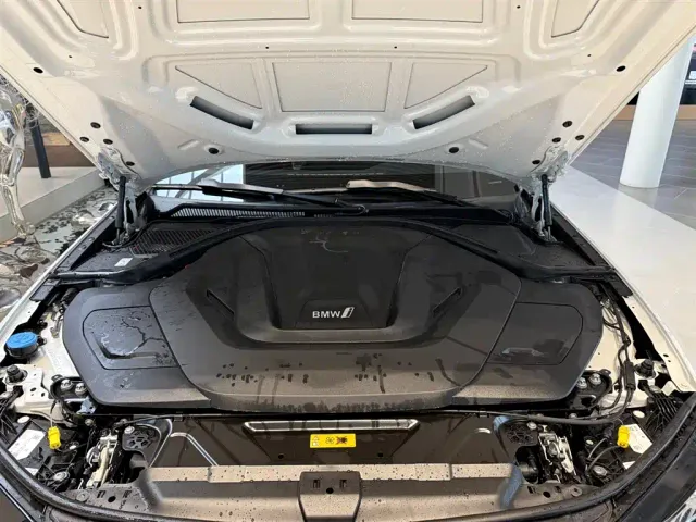 BMW i3 — Фото автомобиля 7