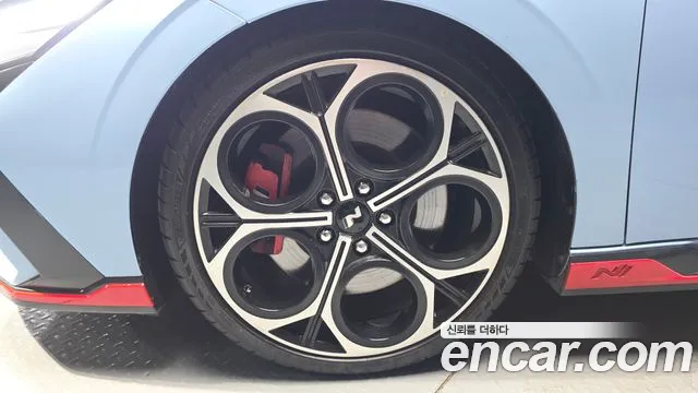 Hyundai AVANTE — Фото автомобиля 5